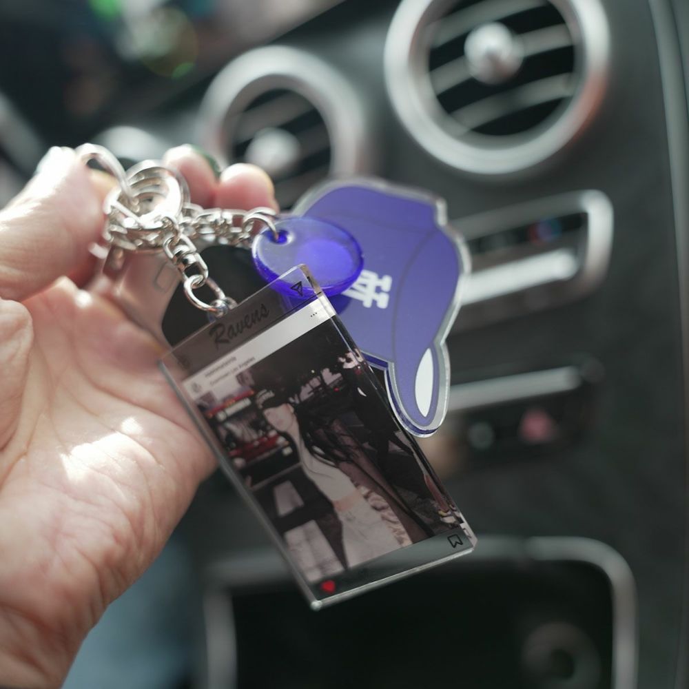 RAVEN KEYRING-2