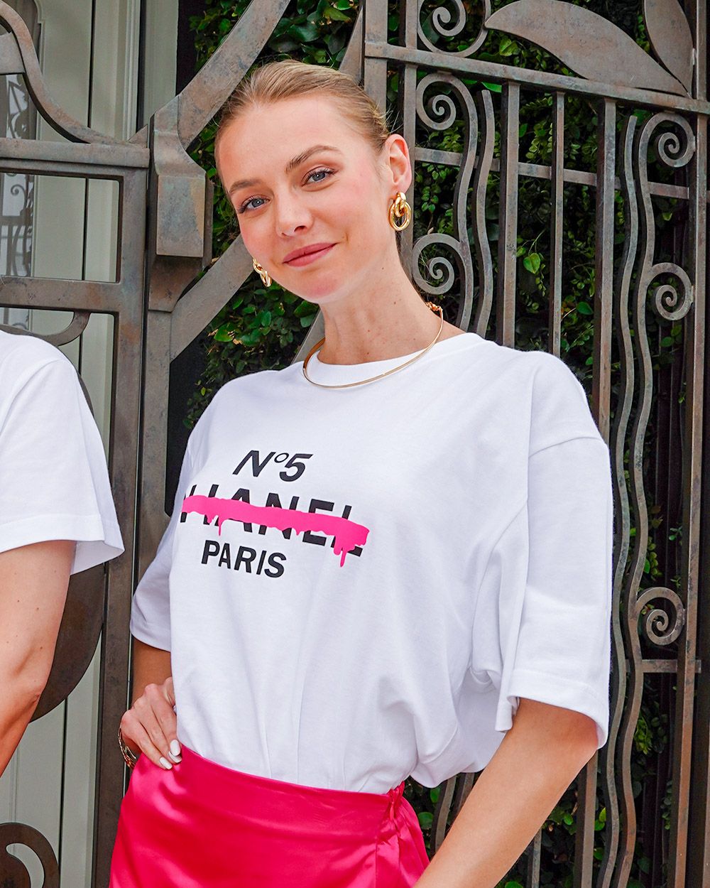 ⭐シャネルNo.5⭐ No.19⭐ CHANELParis 刺繍ロゴTシャツ - メルカリ