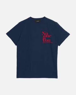 No One Is You Tシャツ